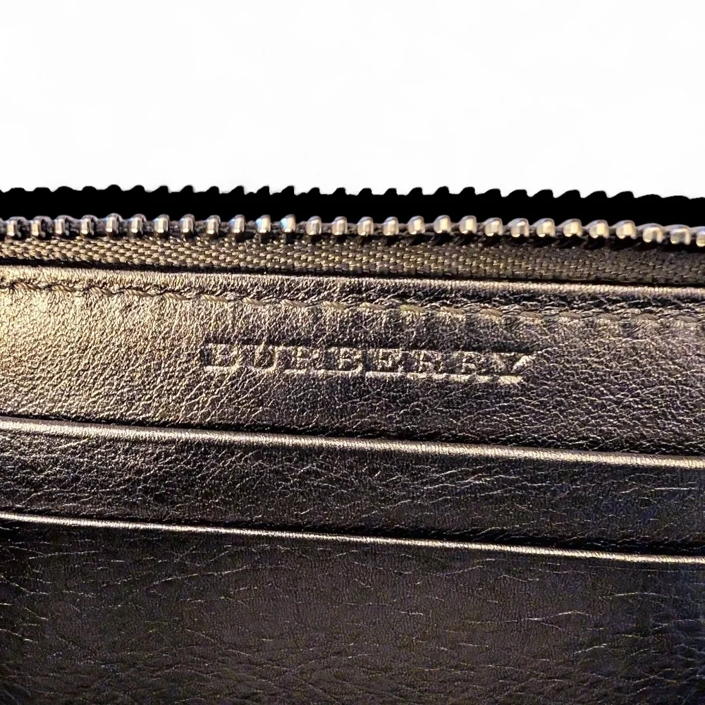Burberry Metallic Knot Leather Small Zip Wallet